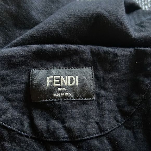Fendi T- short. - Picture 4 of 7